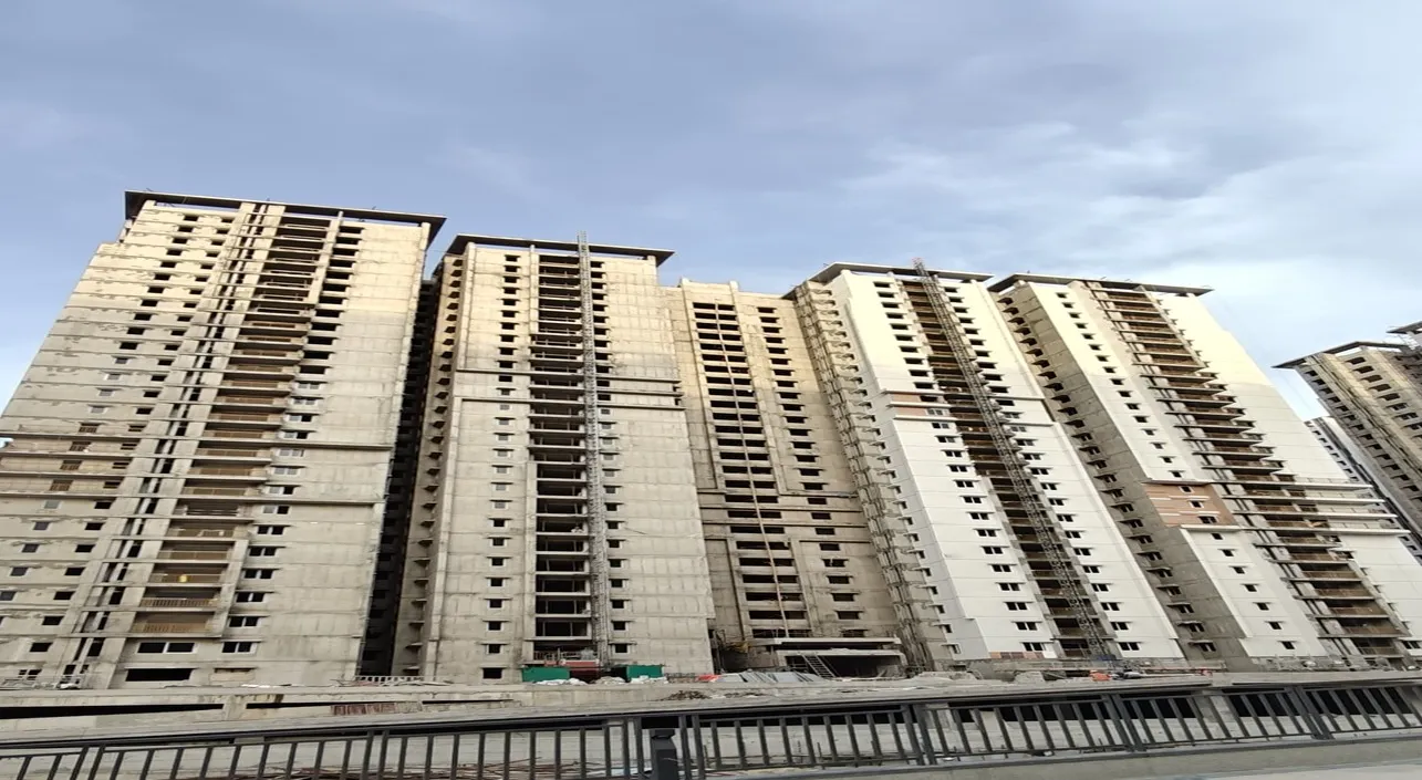 (JUL 2025) BLOCK-A: 17TH FLOOR WALL PUNNING WORK IS IN PROGRESS