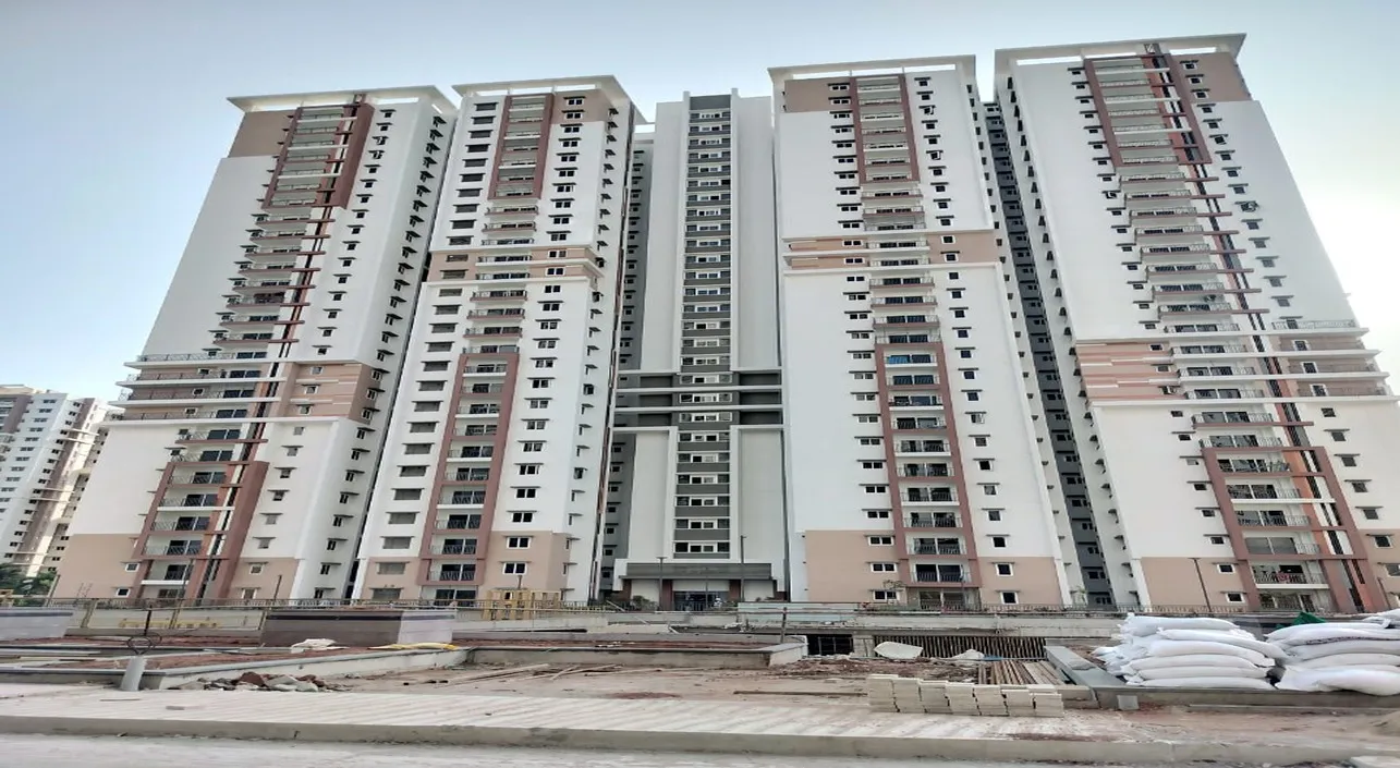 (JUL 2025) BLOCK-I: 26TH FLOOR WALL PUNNING WORK IS COMPLETED