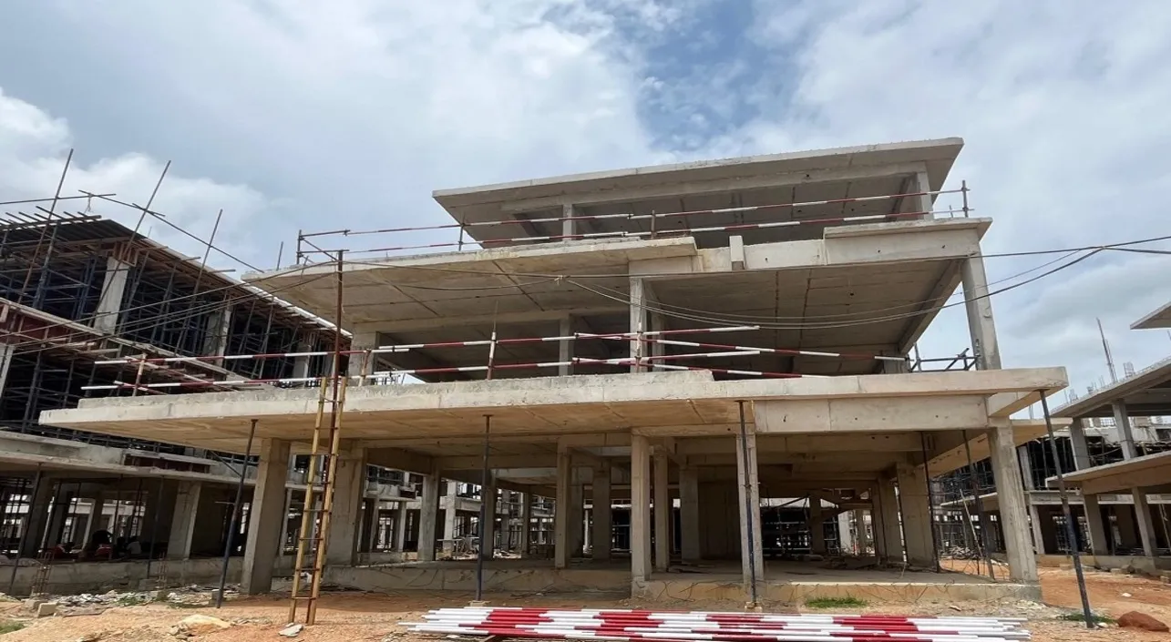 (JUL 2025) VILLA #87: SECOND FLOOR ROOF SLAB WORK IS COMPLETED	