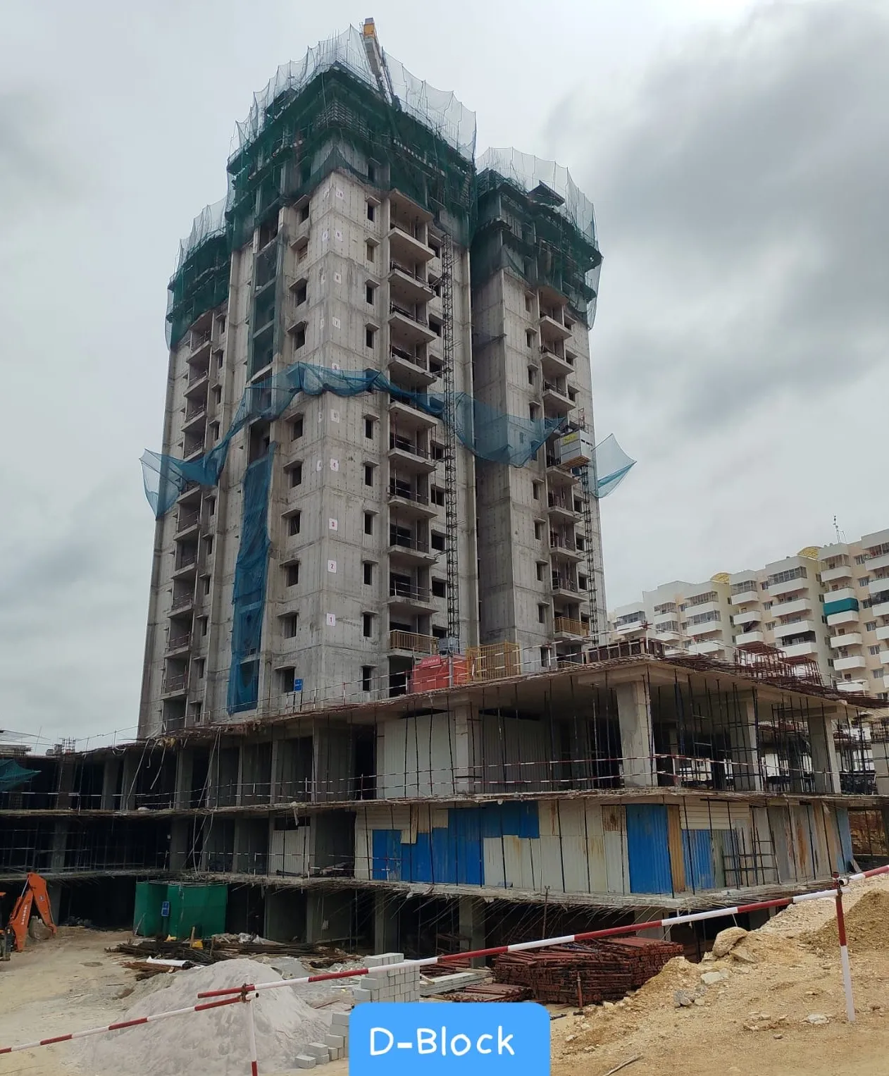 (JUL 2025) BLOCK D:  12TH FLOOR ROOF SLAB WORK IS IN PROGRESS
